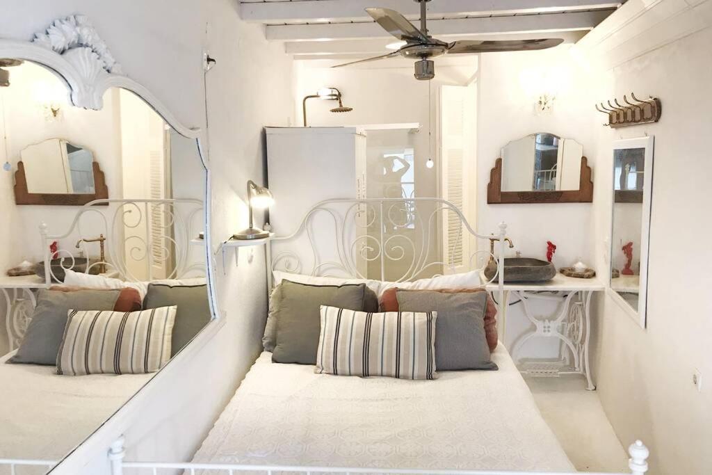 Little Cactus Villa Serifos Town Luaran gambar